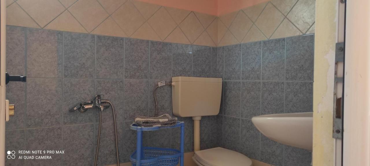 Amalias Room Himarë Dış mekan fotoğraf